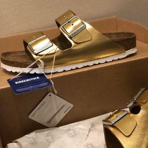 Birkenstock Arizona Softbed Suede Sandal